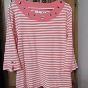 Quacker Factory 2X Stripe Top 3/4 Sleeve Peach Shade Rhinestone Rivets Boat Neck